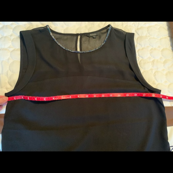 RW & Co Sleeveless blouse sheer illusion neckline crystal trim - Picture 5 of 6